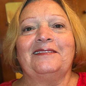 Meet your Posher, Lena